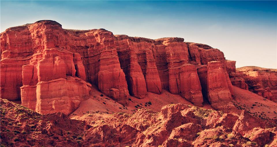 Charyn Canyon Tour