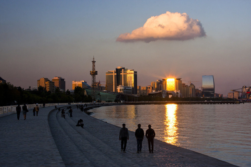 Набережная в баку фото