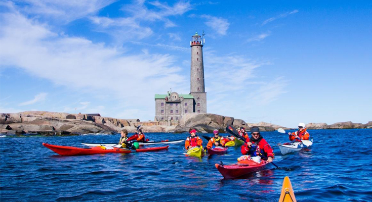 Explore The Archipelago Sea By Kayaking