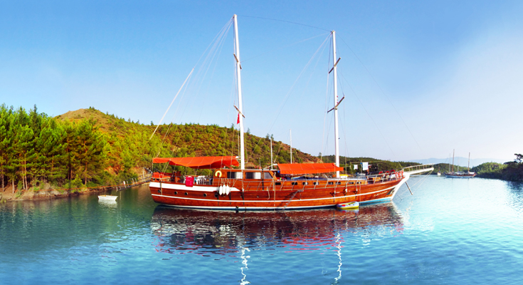 Blue Cruise in the Aegean Sea