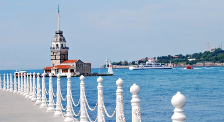 dinner cruise bosphorus & private yacht tour